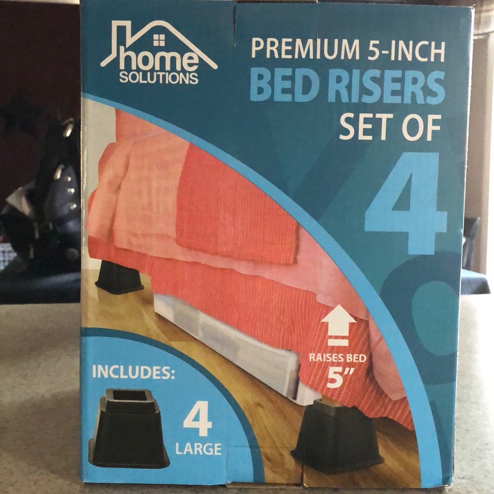 New in Box Bed Risers art of 4
